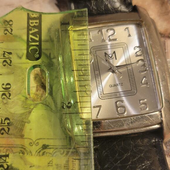 Vintage Watches MC Quartz Rectangular Dial Gold Tone Japan Movement Leather Band - Picture 7 of 10